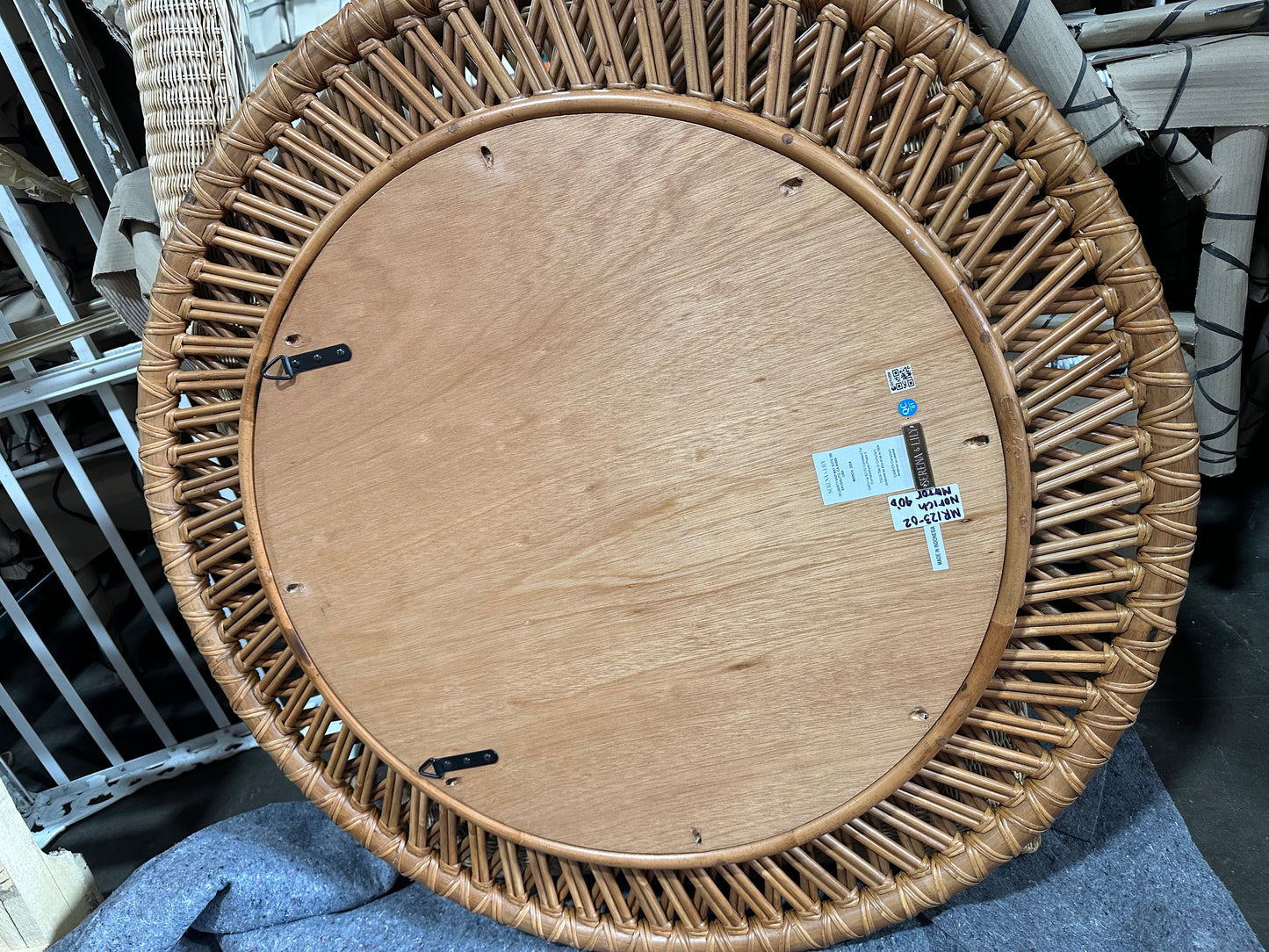 Norich Mirror (40” DIAM)