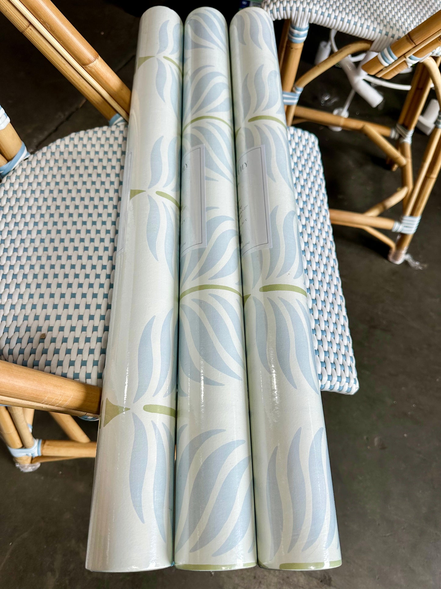 Granada Wallpaper-Pear Green/Blue