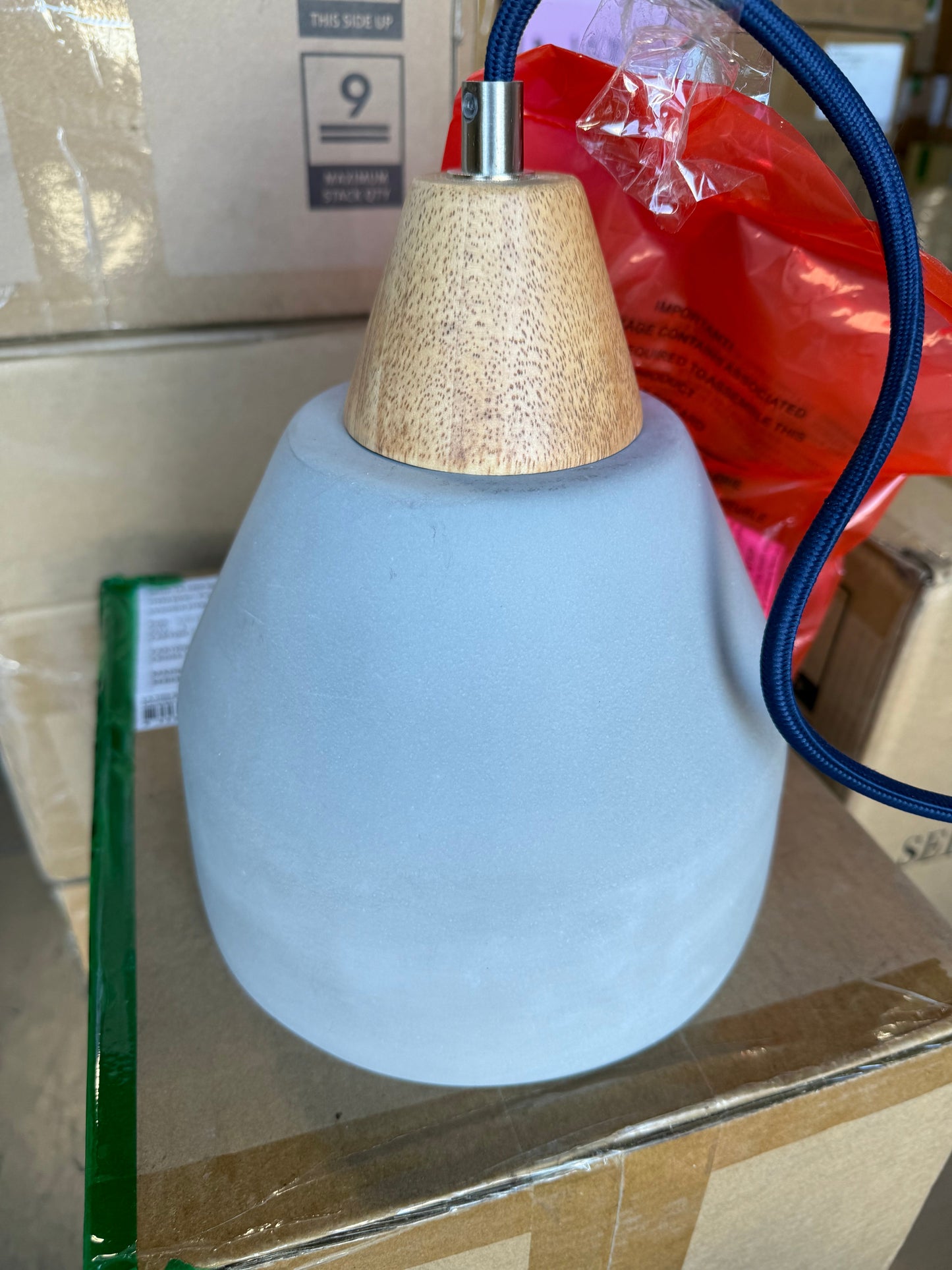 Knolls Wood Trimmed Pendant