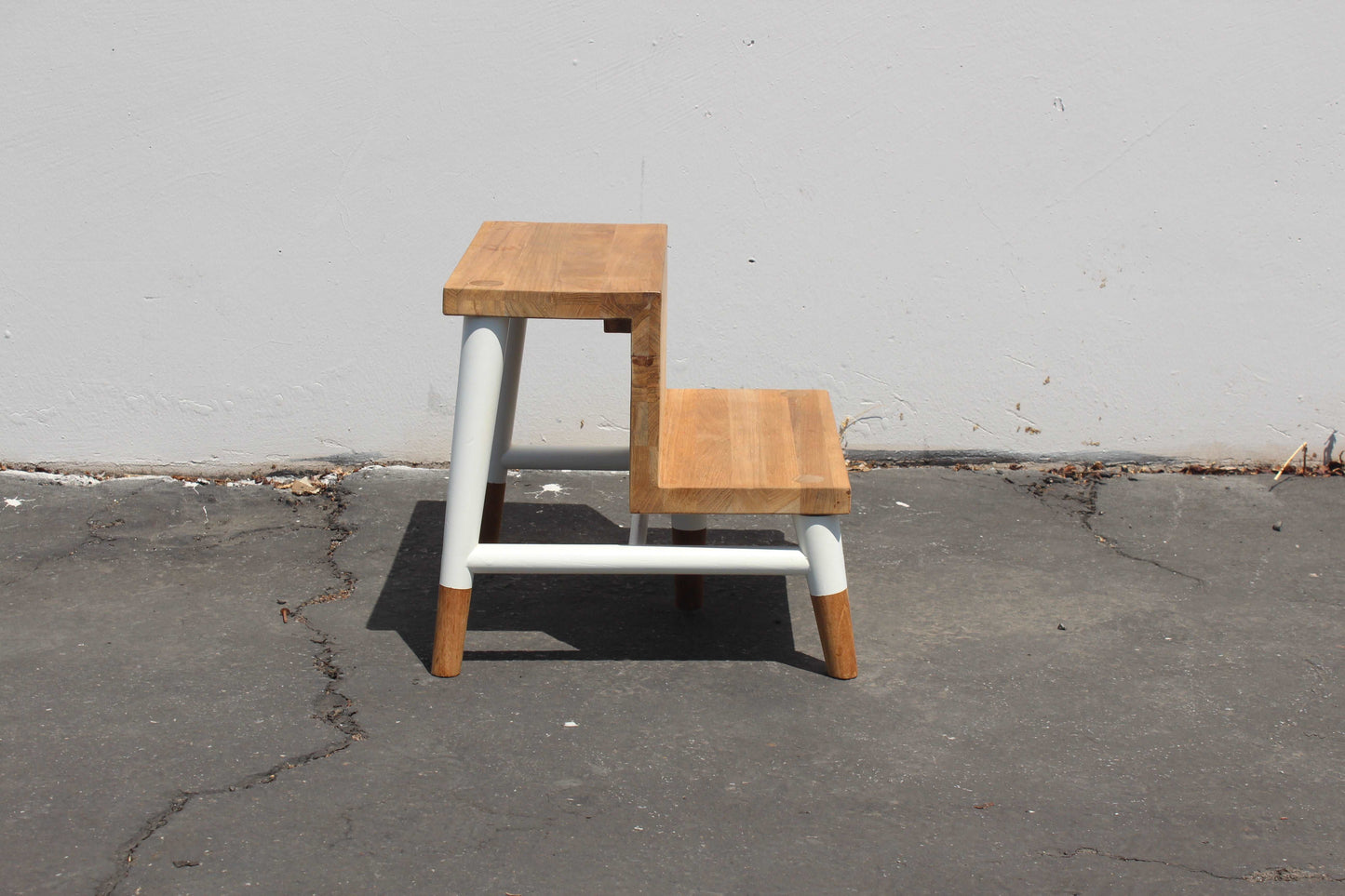 Dip Dyed Step Stool - The Home Decor Outlet
