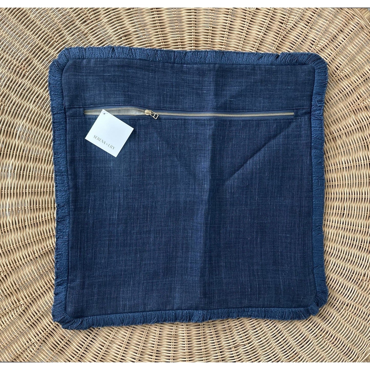Artichoke Pillow Cover (20” SQ)-Vintage Indigo/Coastal Blue