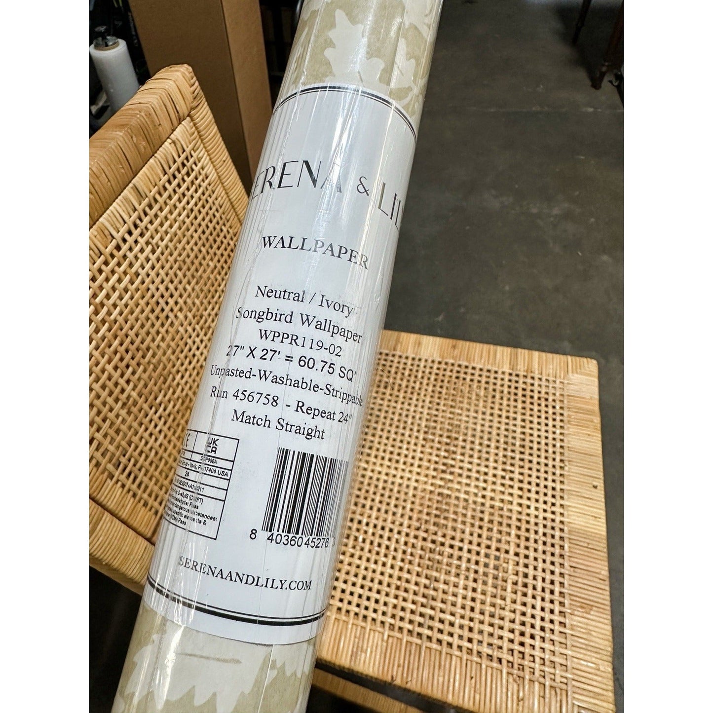 Songbird Wallpaper-Neutral/Ivory Beige