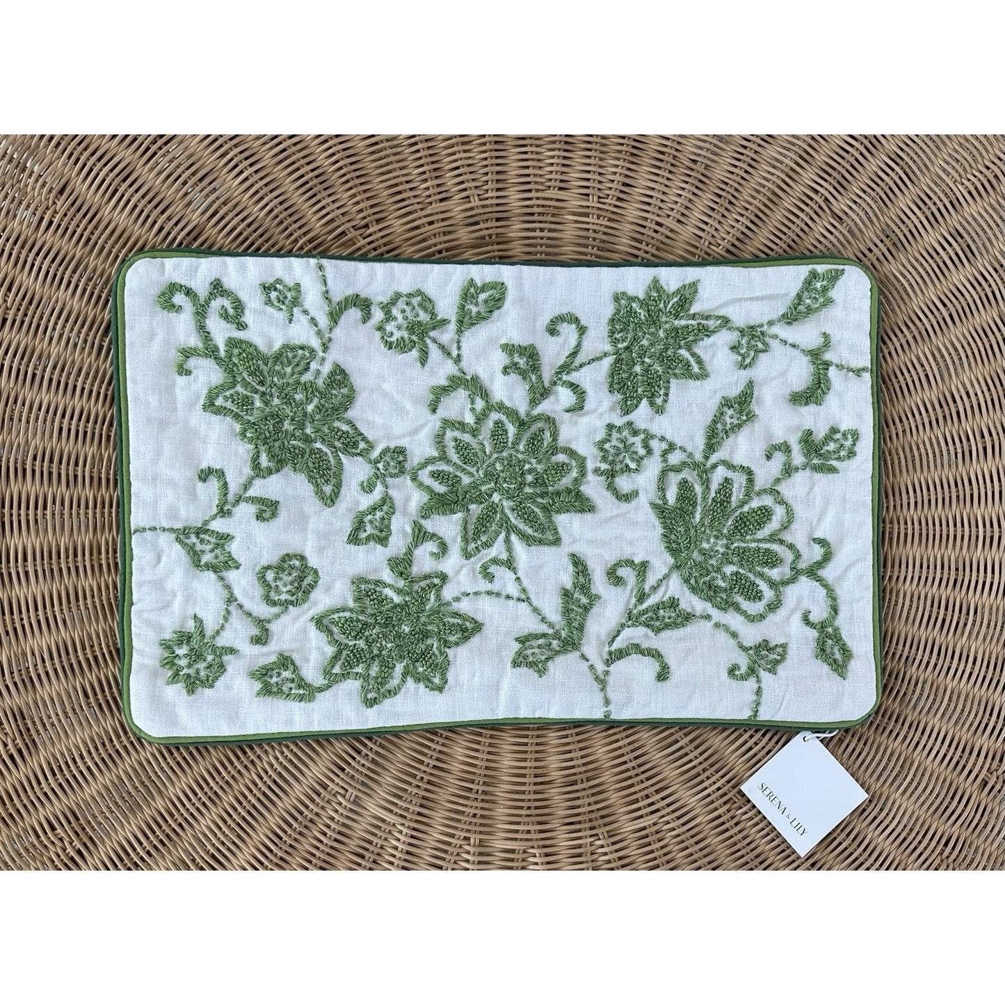 Marigot Pillow Cover (14”x22”)-Grass Green