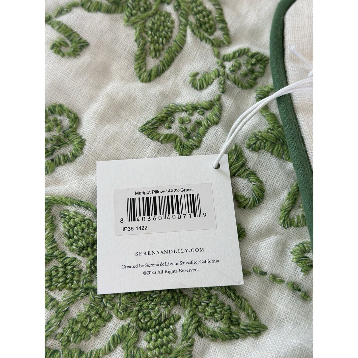 Marigot Pillow Cover (14”x22”)-Grass Green
