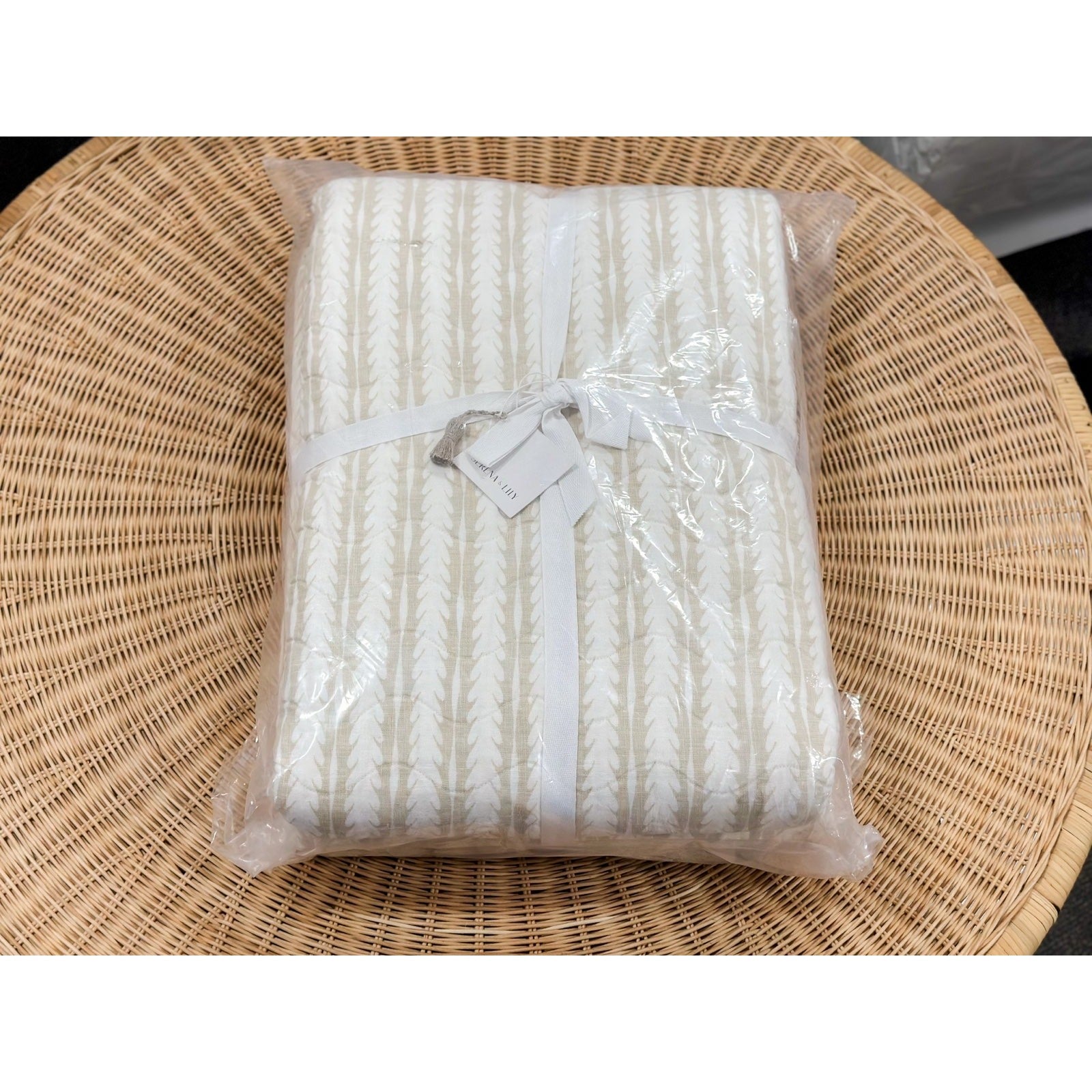 Oceana Linen Quilt (F/Q)-Sand - The Home Decor Outlet