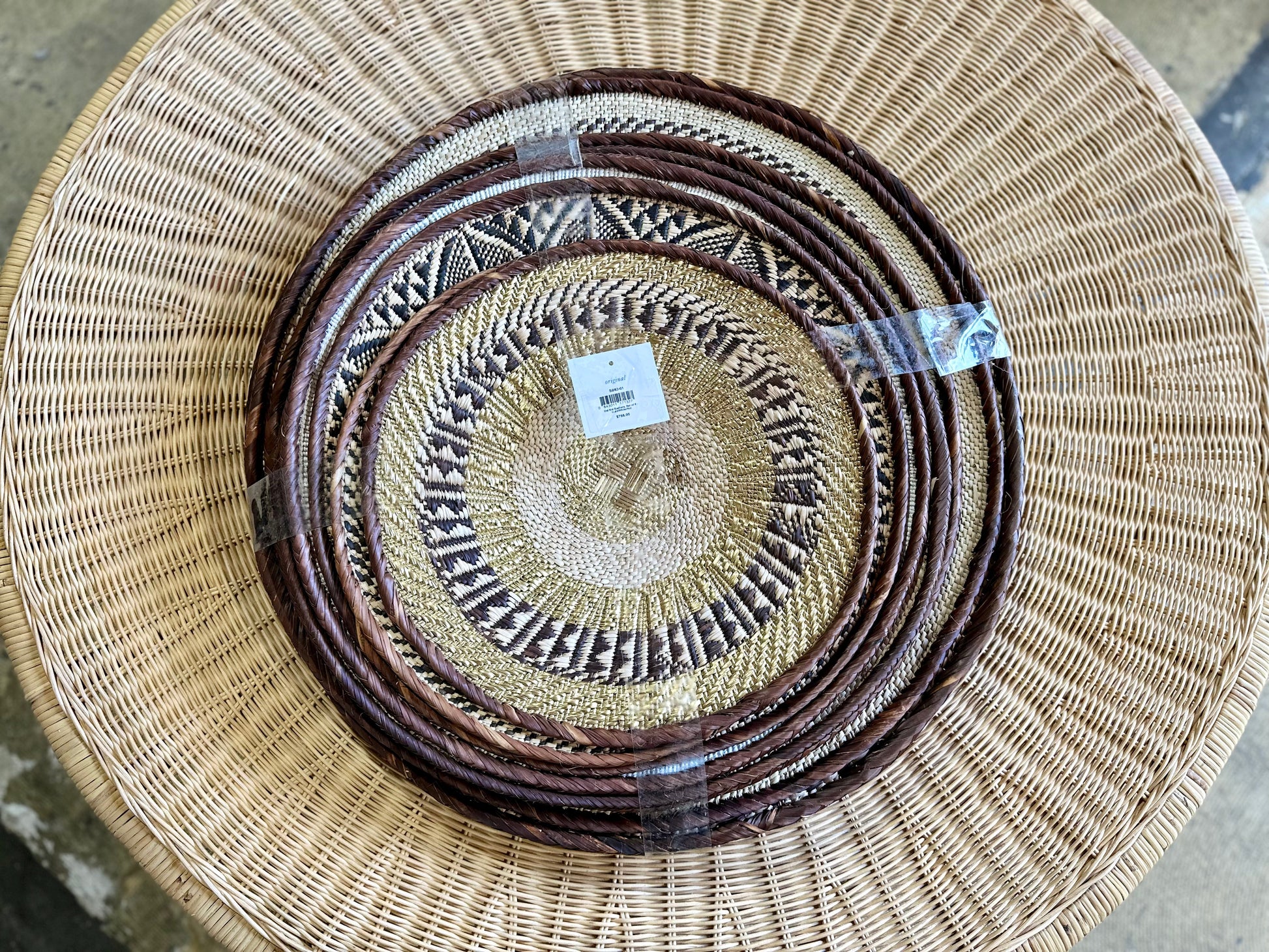 Del Sol Baskets (Set of 8) - The Home Decor Outlet